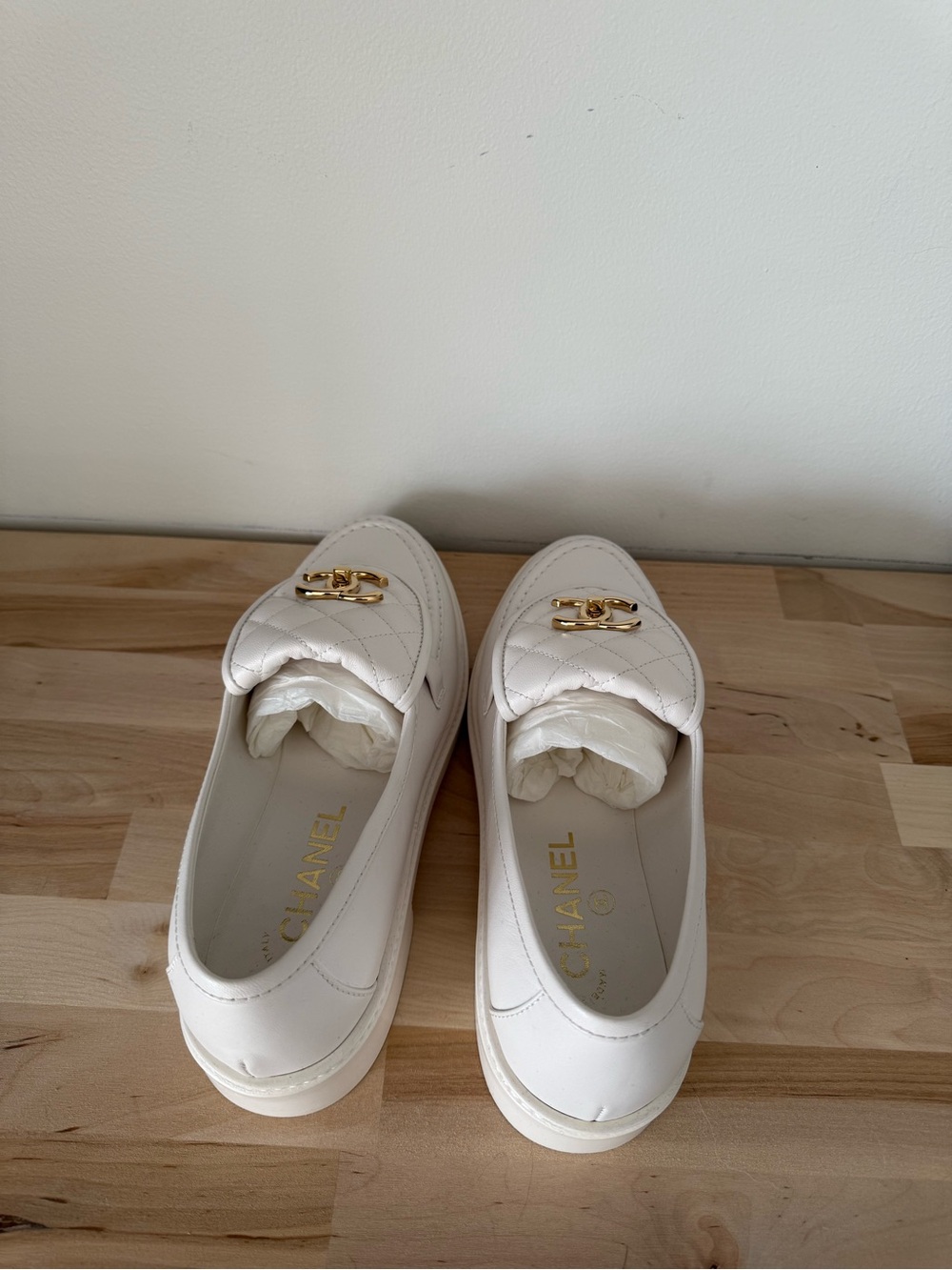 CHANEL White Quilted Turnlock Leather Loafers - Picture 3 of 4